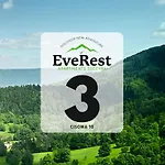 Everest Apartment