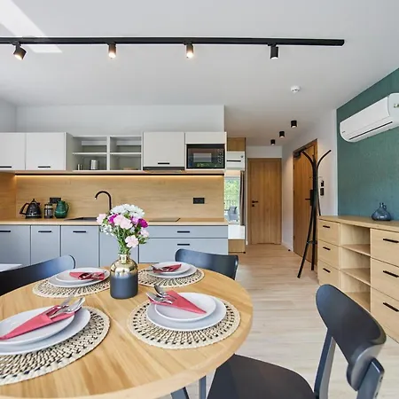 Everest Apartament *