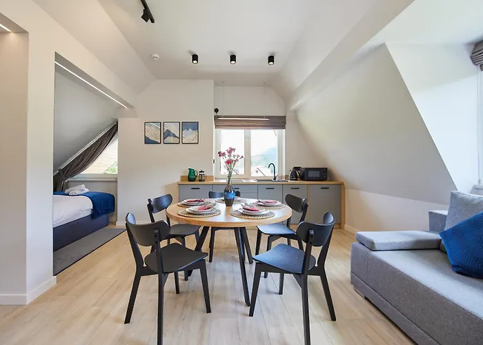 Everest Apartament *